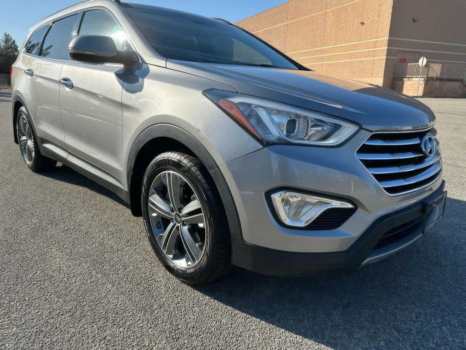 Hyundai Santa Fe Limited      2016