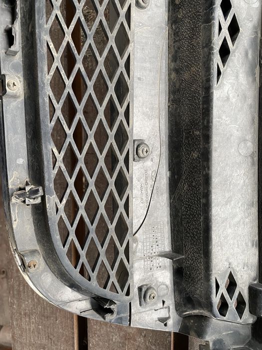 Решітка радіатора Авео т250