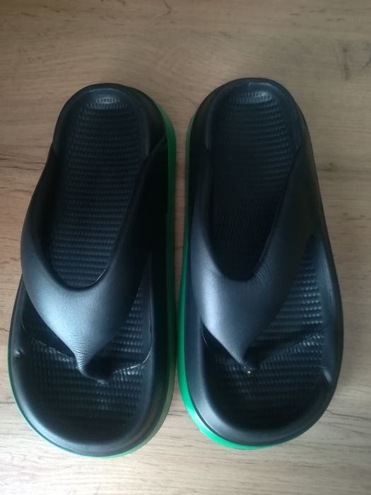 Шльопанці жіночі 36р