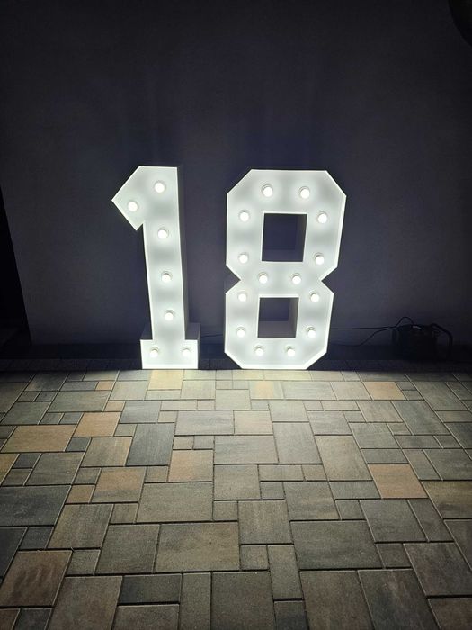 Cyfry led  120 cm na 18-ste urodziny  osiemnastka