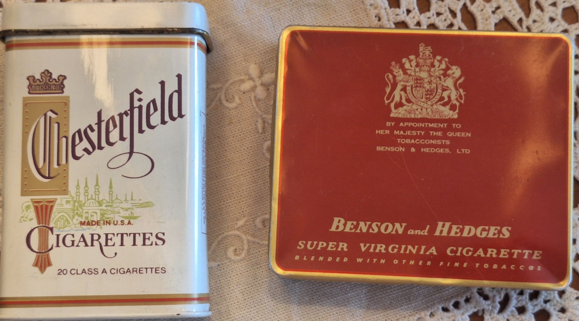 4 Caixas cigarros + 1 isqueiro marcas antigas