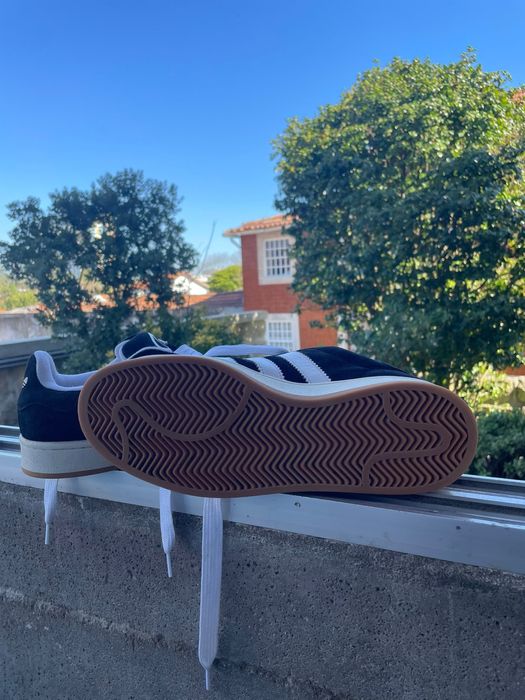 Saptilhas adidas campus pretas e brancas tamanho 44