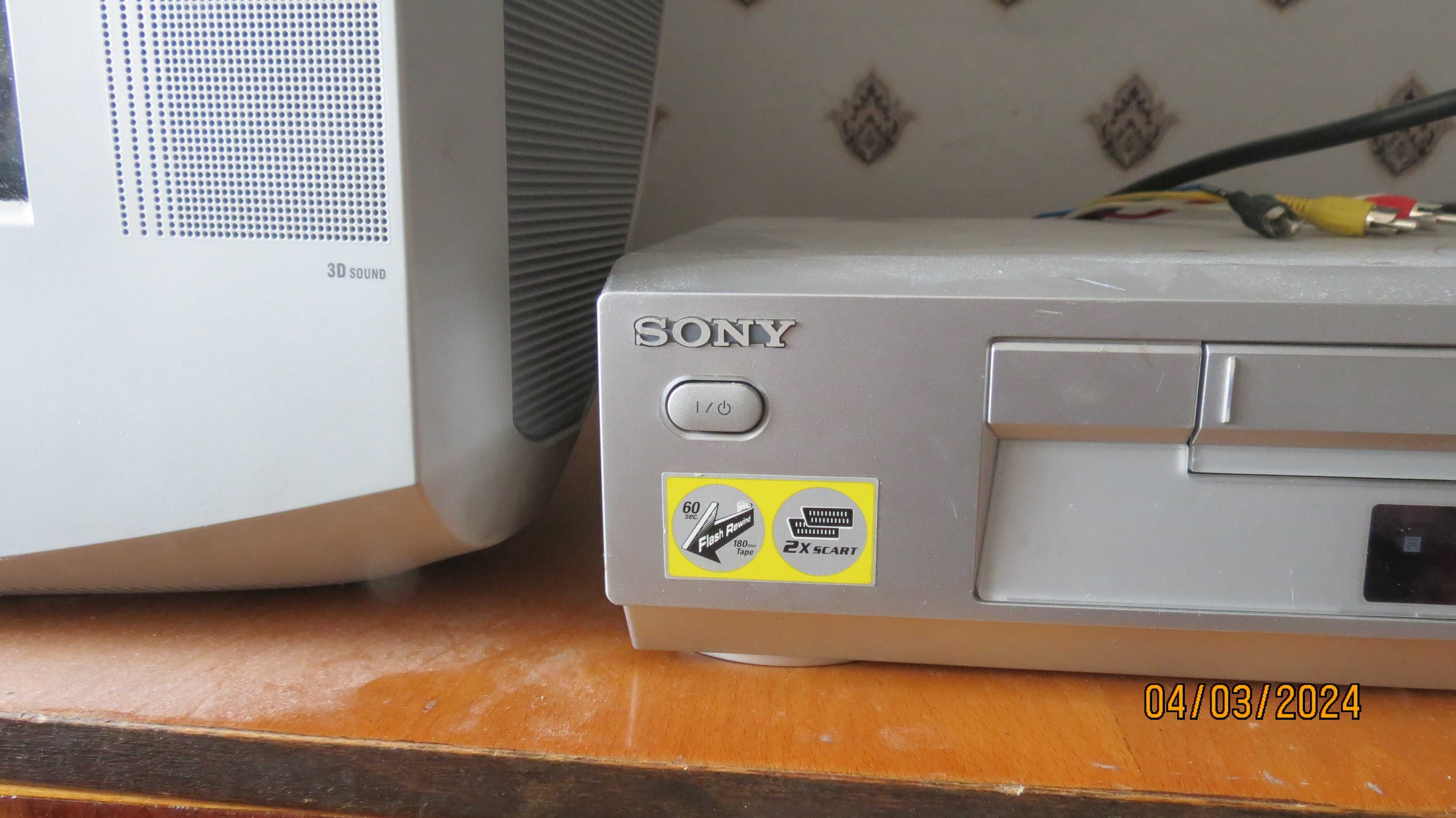 Продам SONY видик.