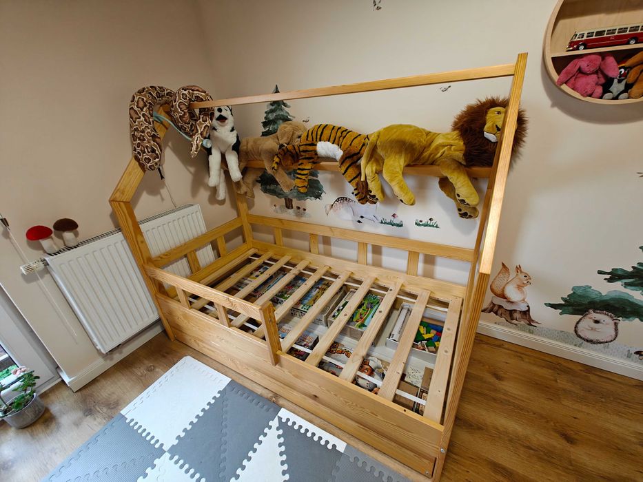 Łóżeczko dziecięce domek barierki szuflada