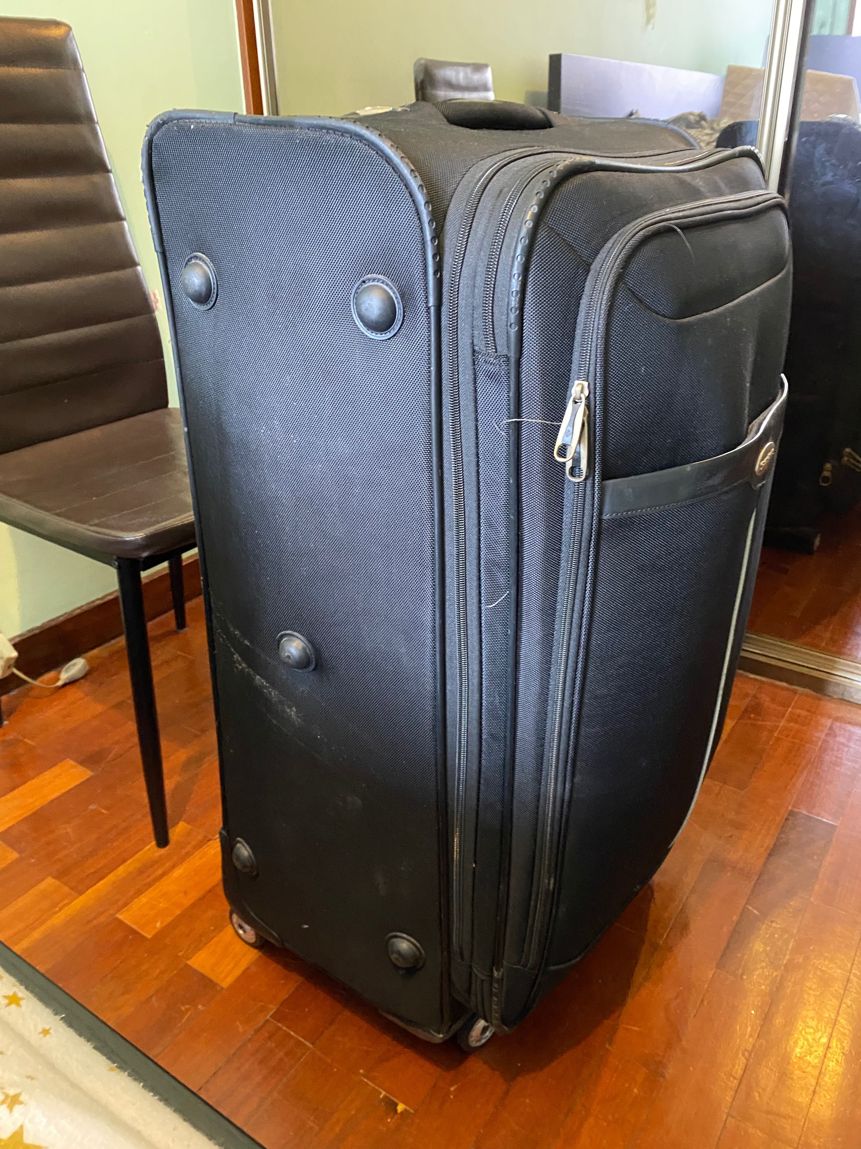 Mala de viagem samsonite preta 32kg grande