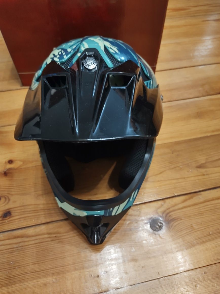 Nowy kask Lazer L