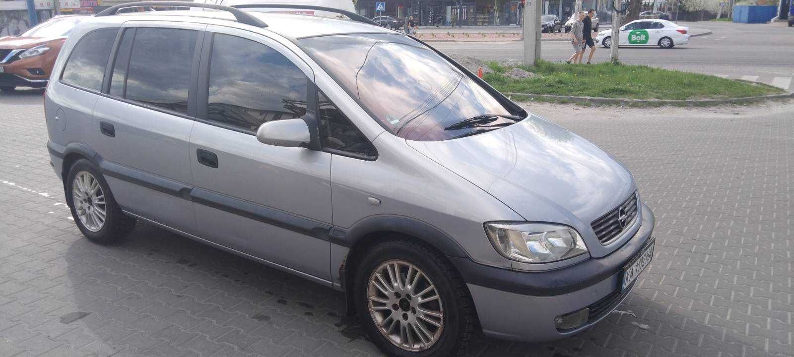 Opel Zafira 2001 AT