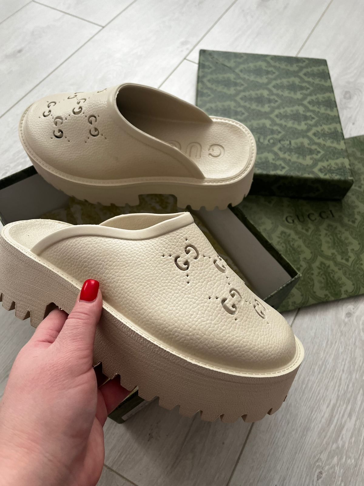Шлёпки мюли Gucci гучи
