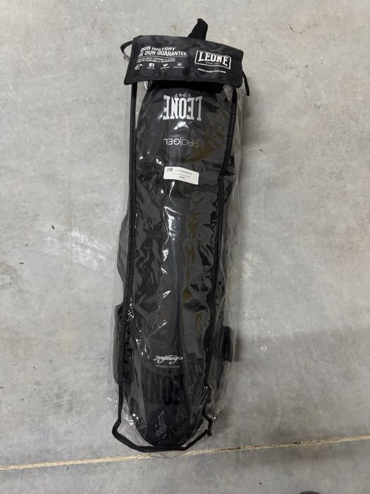 Cabeleiras/ Proteções de kickboxing e luvas