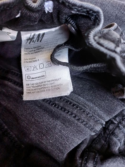 Spodenki H&M 146 cm czarne