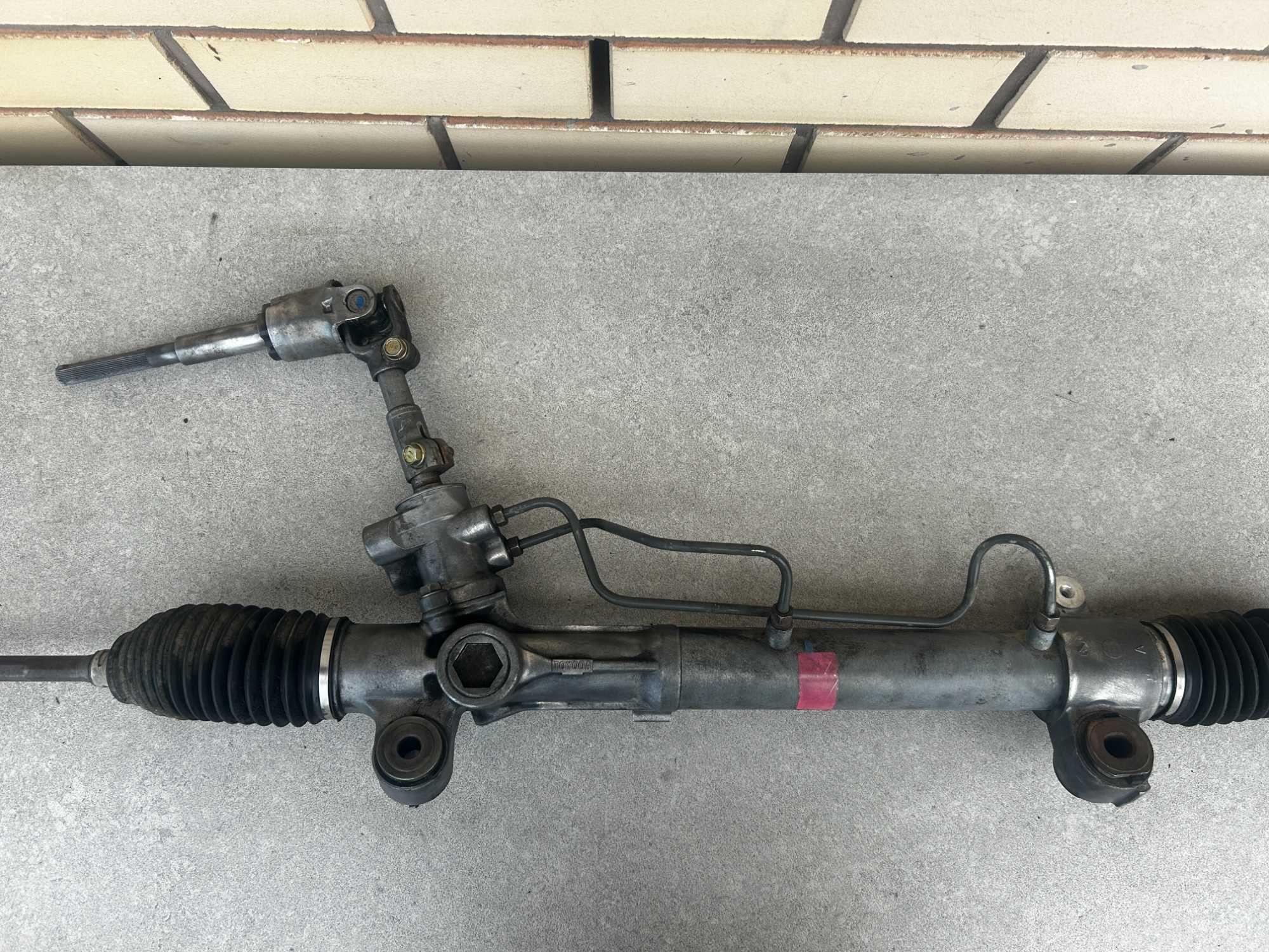 рульова рейка Toyota Rav4 Rav 4 2000-2005 (бензин)