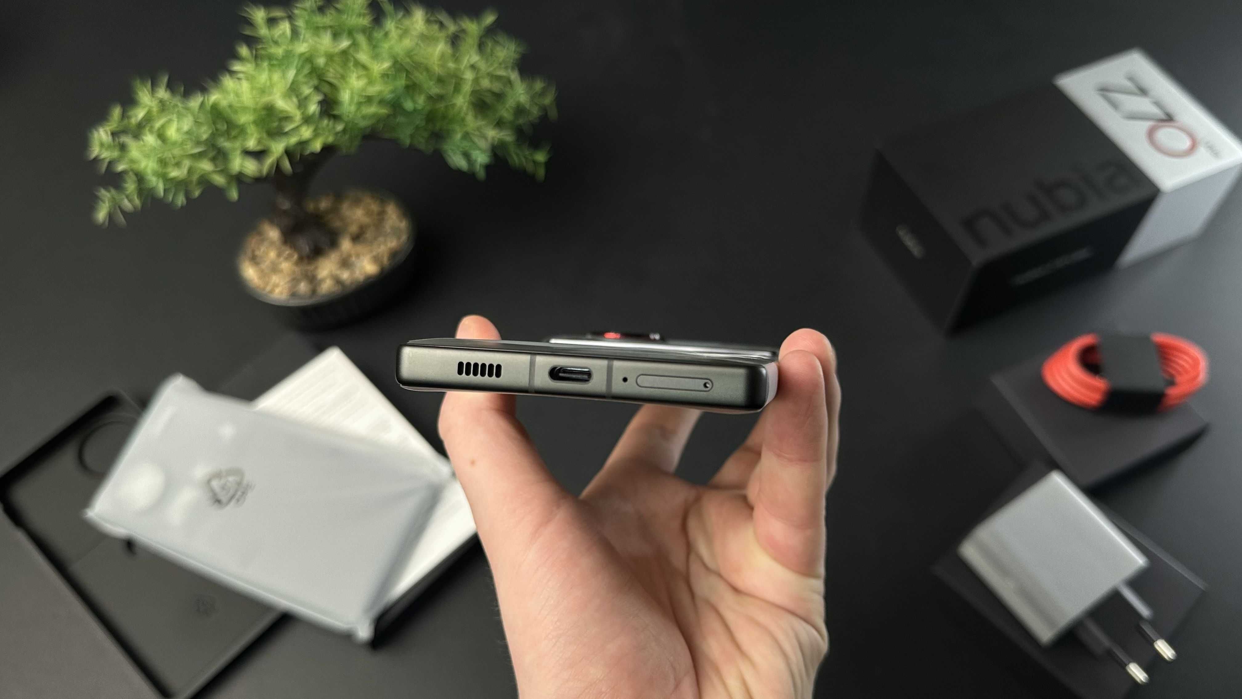 NEW ZTE nubia Z70 Ultra 16/512GB Black Гарантія Trade In БЕЗ ПРЕДОПЛАТ