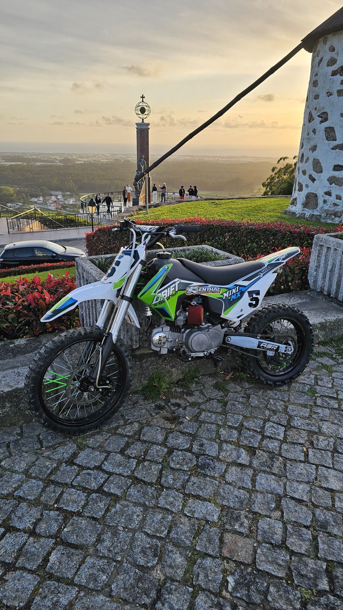 Pit bike 140 Cilindrada