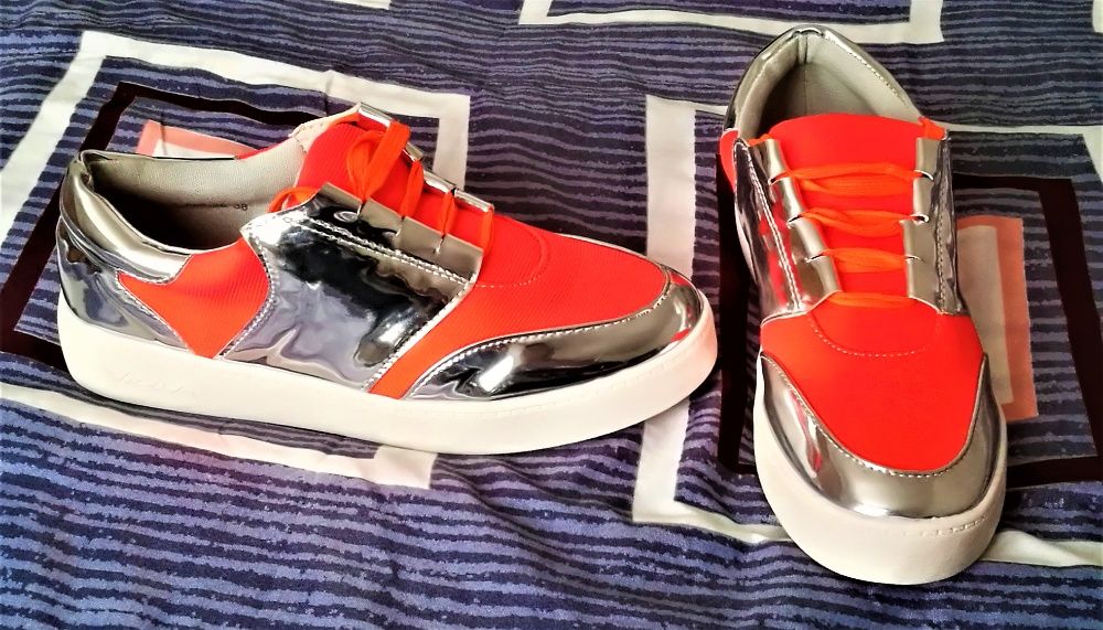 Srebrne Damskie Półbuty Klasyczne 37/41