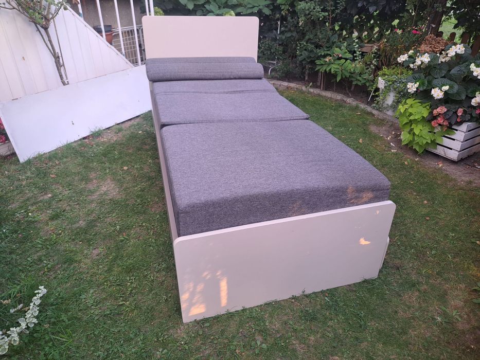 Łóżko VOX 90x200 + biurko 65x140 ZESTAW
