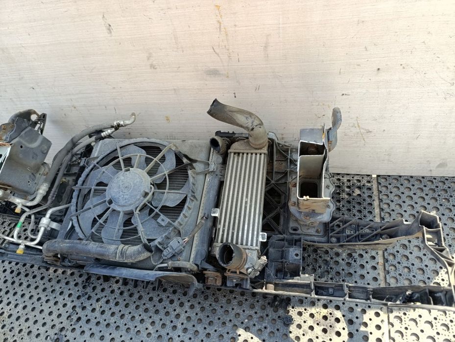 Kia Ceed I Lift 1.6 Crdi Pas Przedni Komplet Manual