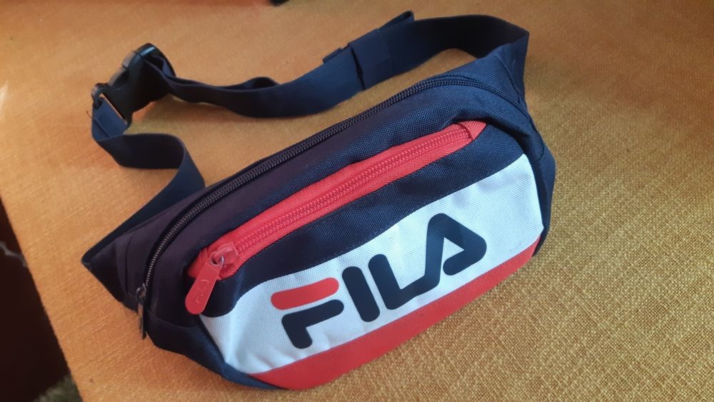 Бананка Fila. Сумка на Пояс