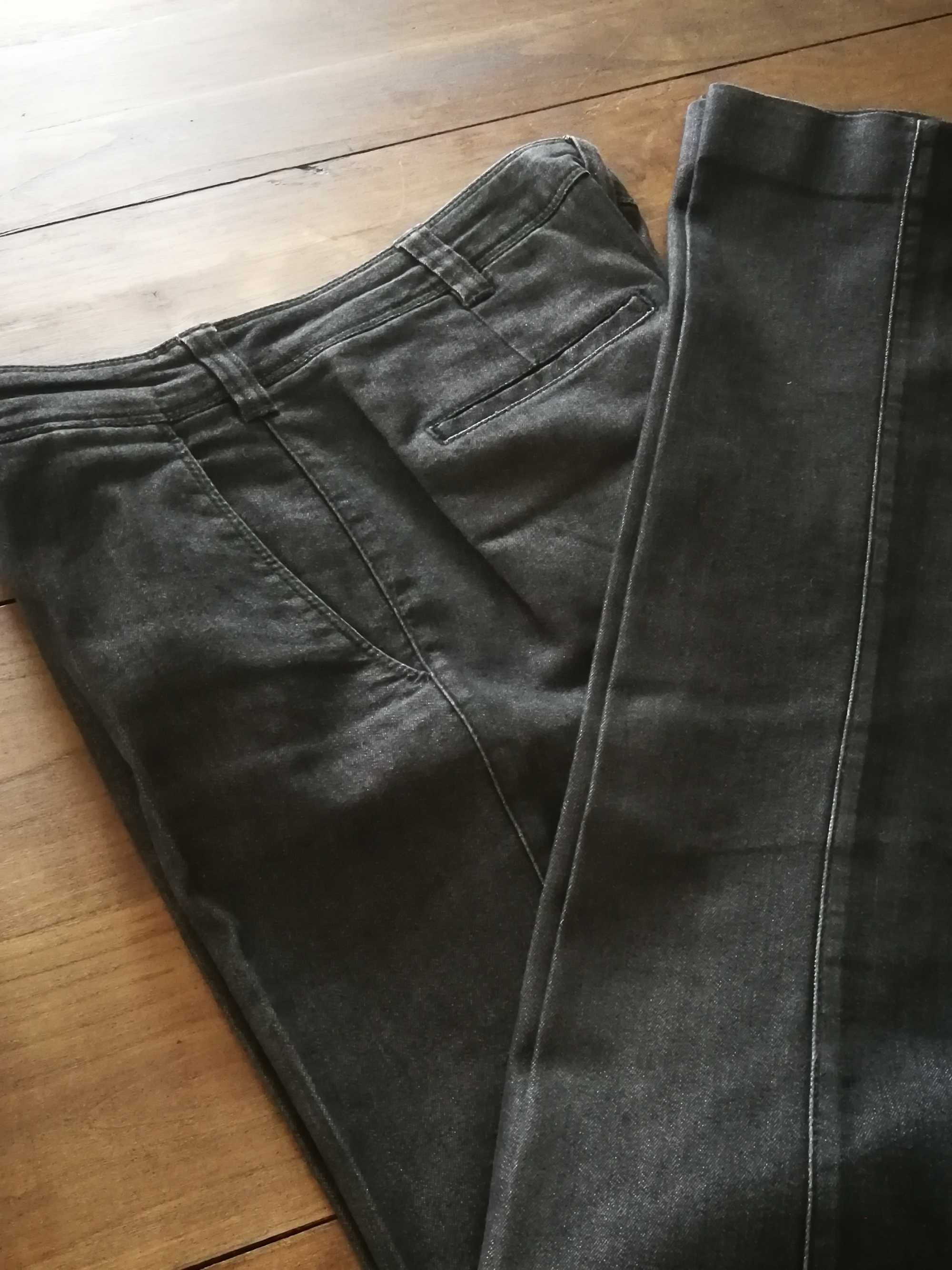 Calça de ganga com toque muito agradável