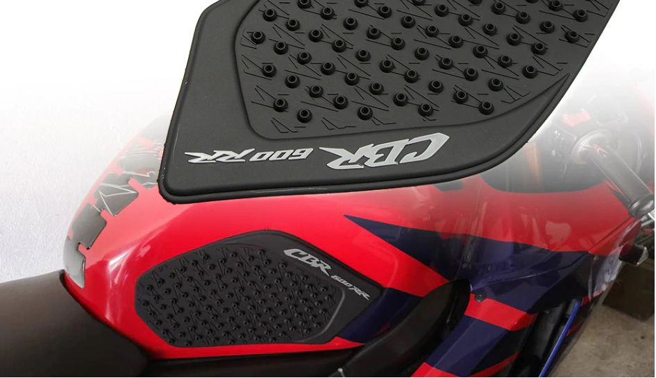 Gumy na bak ZX10R R1 R6 GSXR CBR RR ZX6R 600/750/1000 tankpad