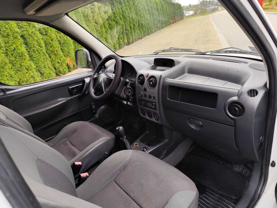 Peugeot Partner Lift 1.6 HDI 2007 Rok