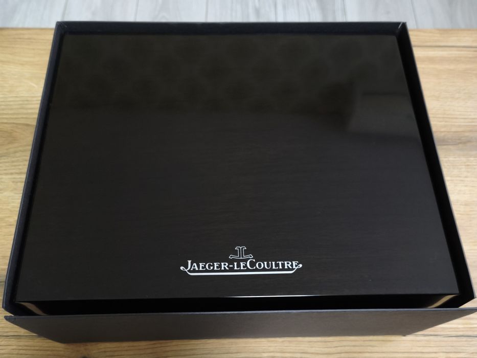 Новая коробка Jaeger Lecoultre.