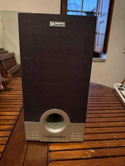 Subwoofer Mustek