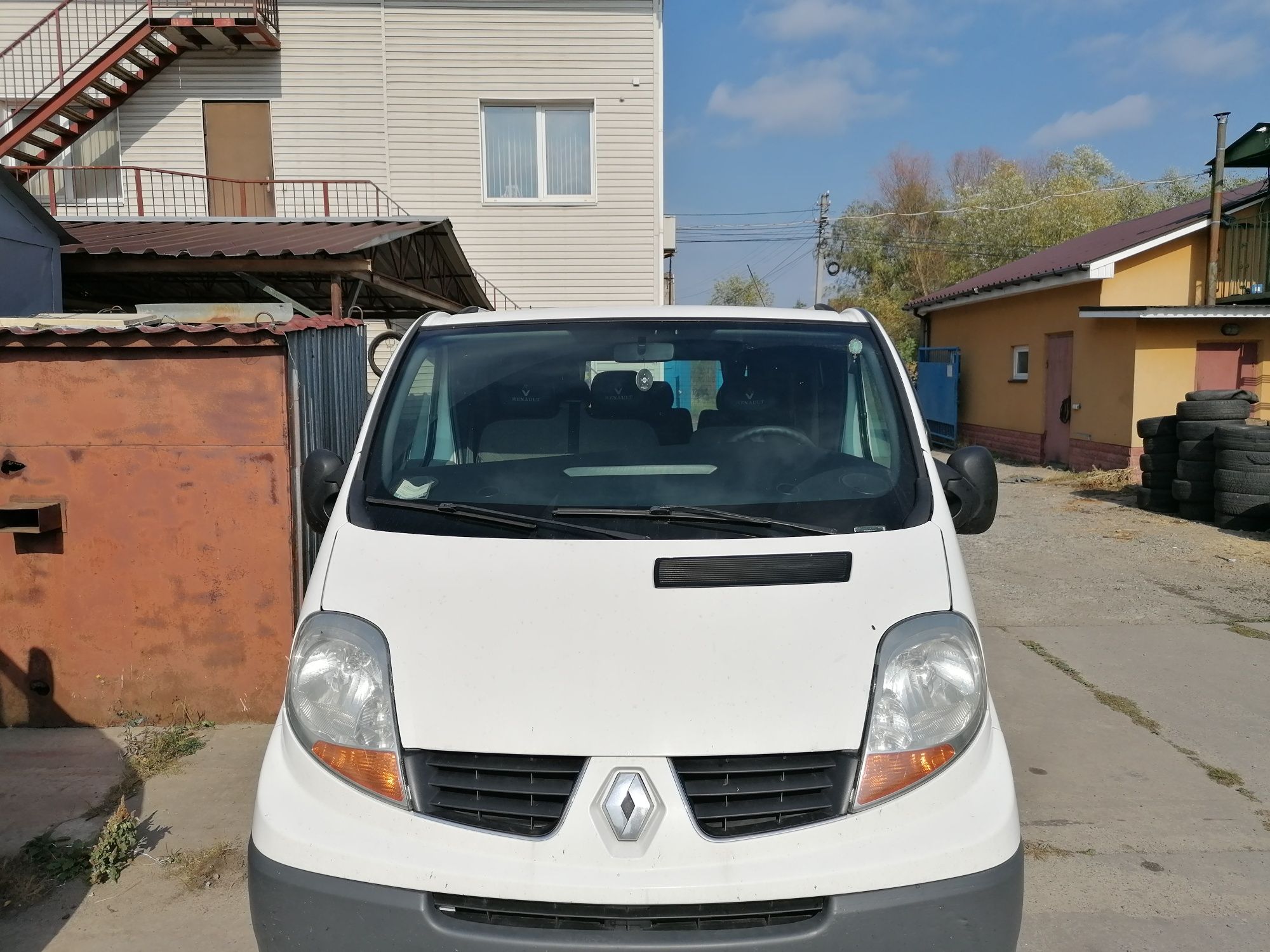 Renault trafic пассажир