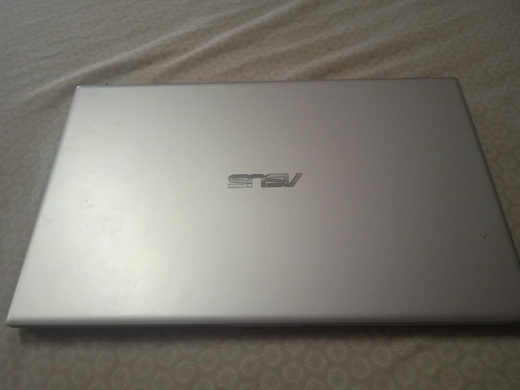 Portátil ASUS VivoBook