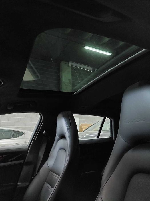 Porsche Panamera Turbo S Híbrido – Full Extras