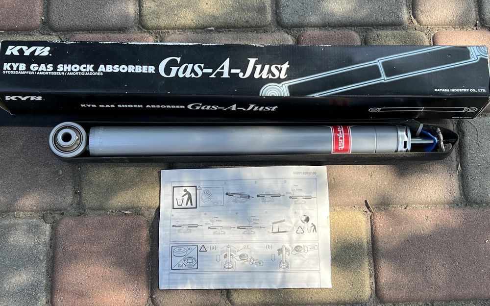 Задний газовый амортизатор для Ford Fusion.