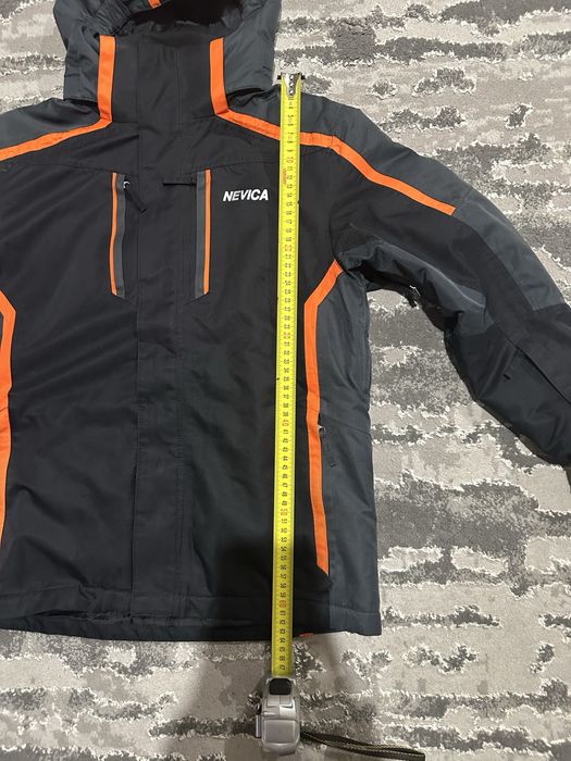 Продам лижну куртку для хлопчика