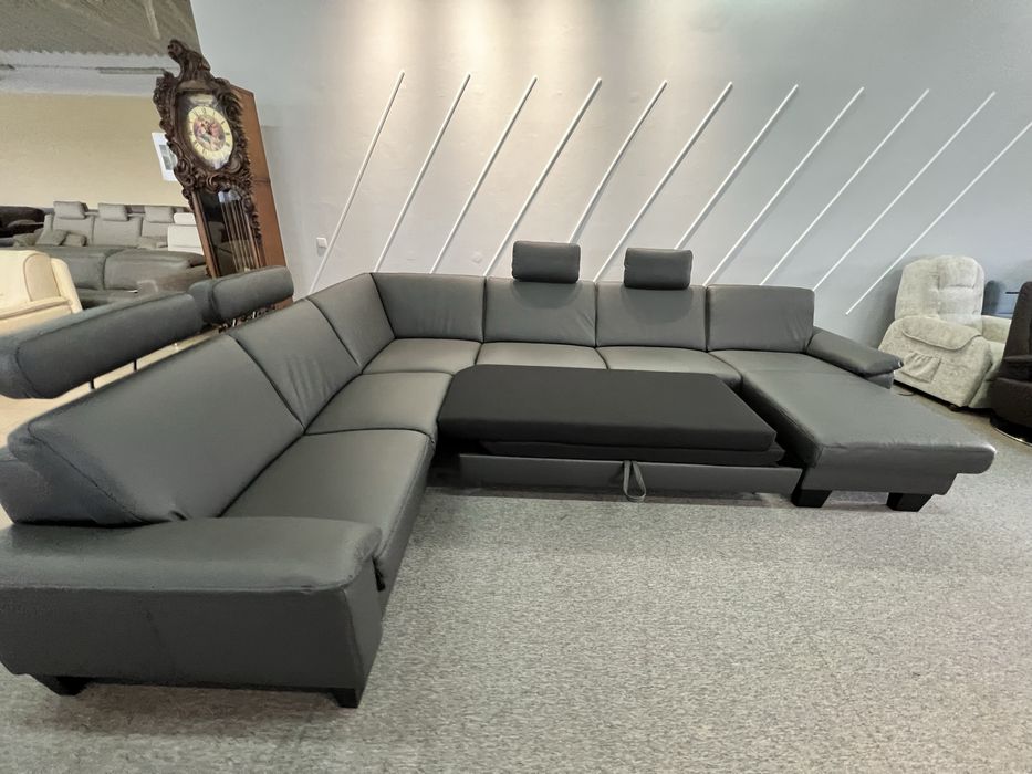 Виставковий диван  шкіряний розкладнмй з нішею п-ка темний антрацит