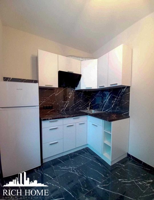 ЖК Метро Парк, Кам'янська 125б, низький поверх, є-відновлення!