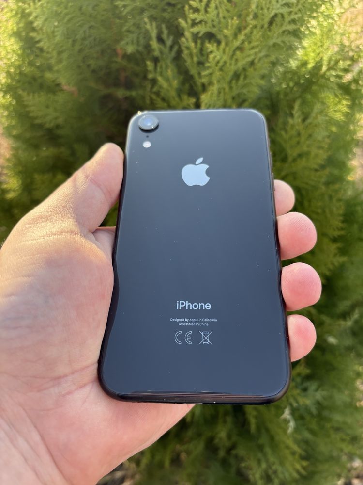Продам Iphone Xr