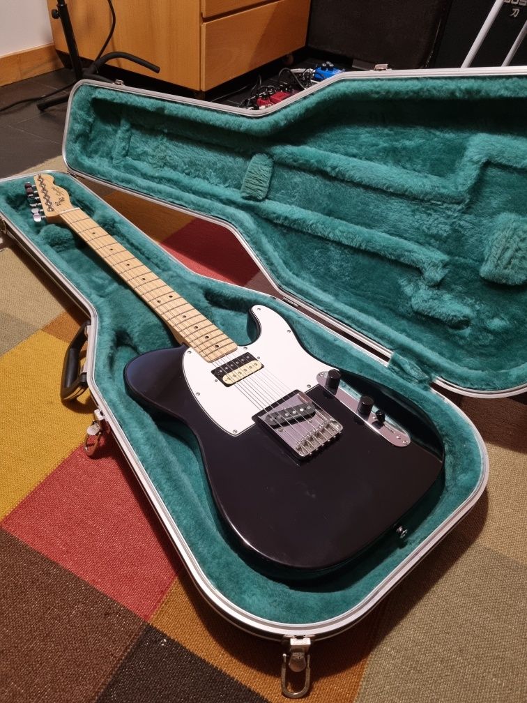 Telecaster Squier Vintage Modified com Hardcase - como nova