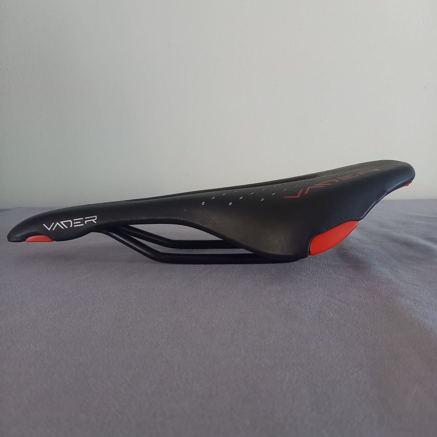 Siodelko rowerowe Vader. Nowe.