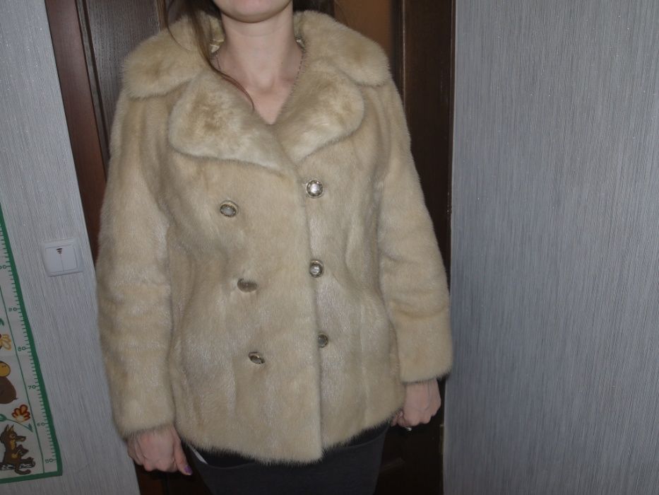Шуба норковая на пуговичках