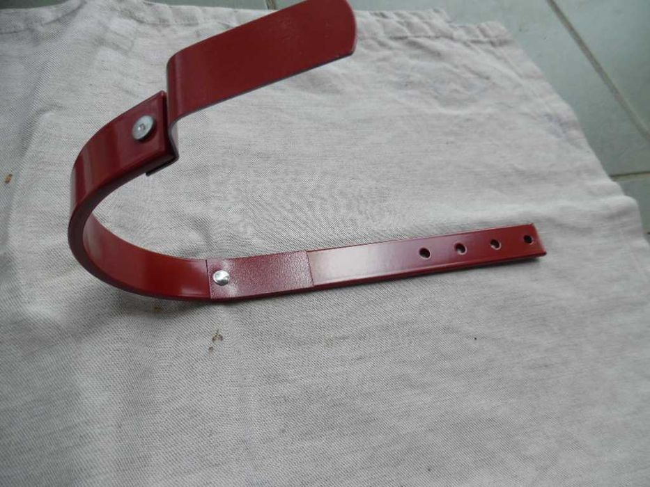 Sprzedam  szwedzkie haki rynnowe nakrokwiowe Lindab