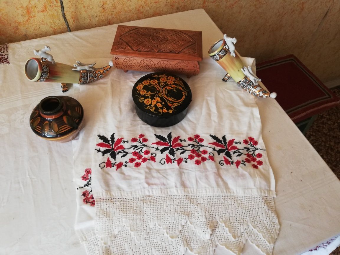 Посуда и декор в украинском стиле