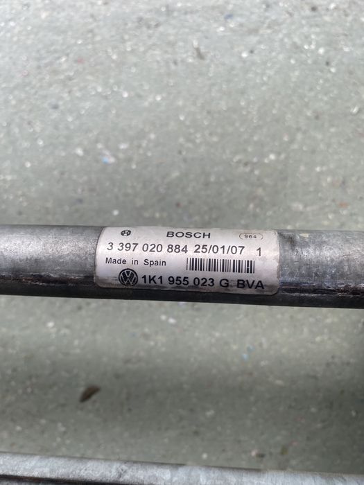 Mechanizm wycieraczek przód Golf V Golf VI