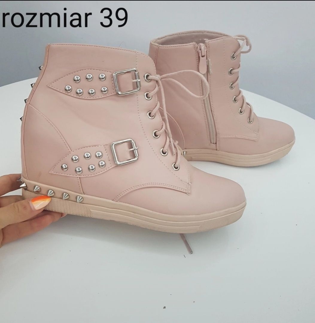 Sneakersy pudrowy róż rozmiar 39