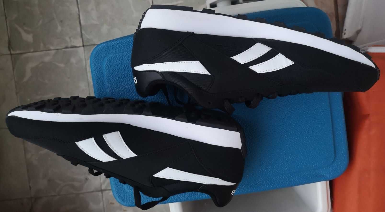 Reebok Rewind Run