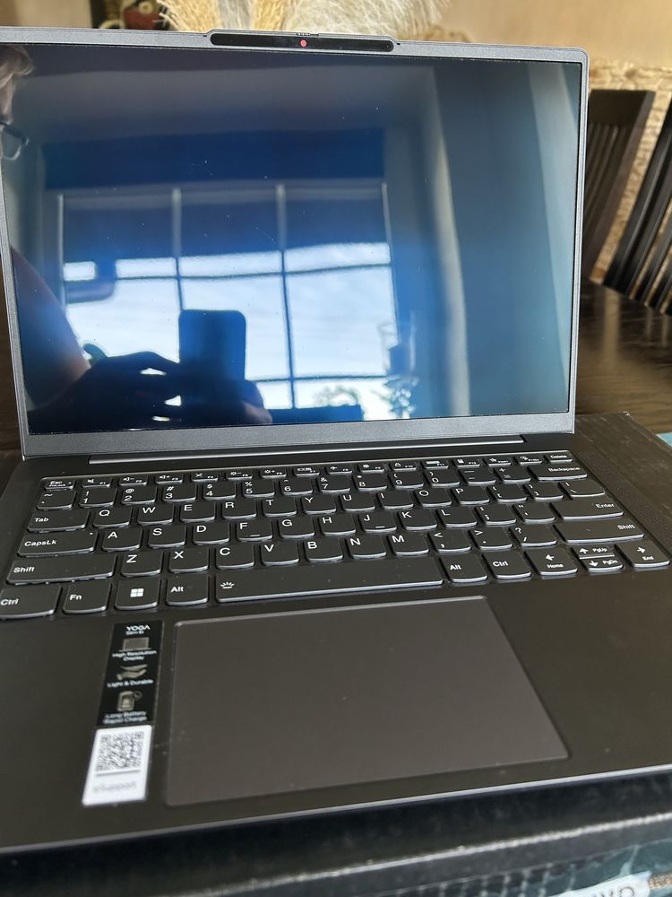 Laptop Lenovo Yoga Slim 6 14IRH8 14 Oled i5-13500H 16GB RAM 512GB SSD