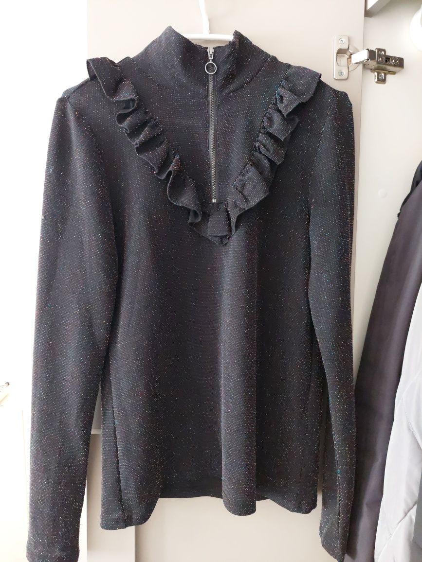 Блузка нарядна xs-s