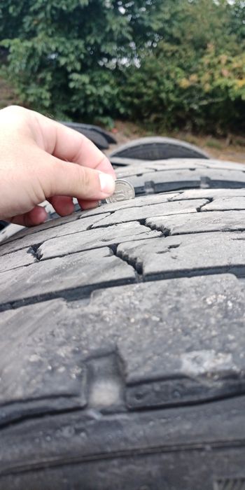 Continental Conti Hybrid HD3 без дисків.