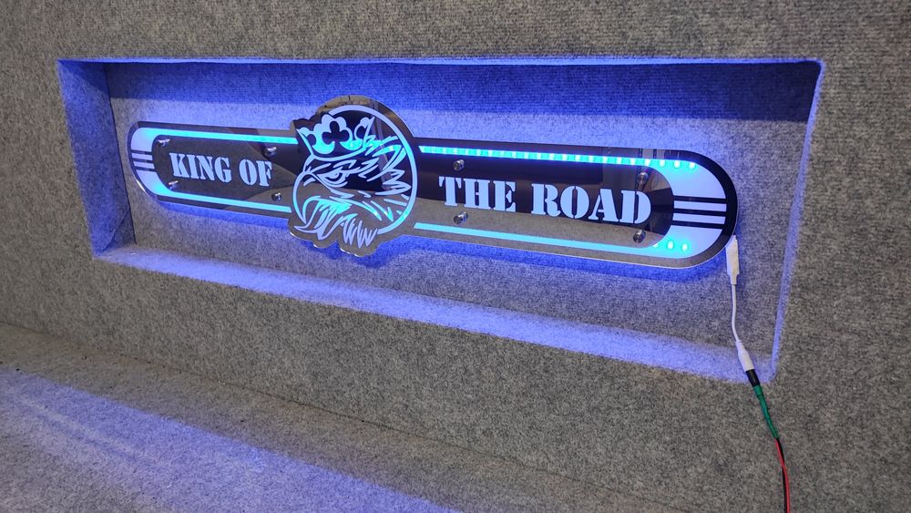 SCANIA Orzeł  Lustro LED  na tylną ścianę, nad łóżko S01-Multikolor