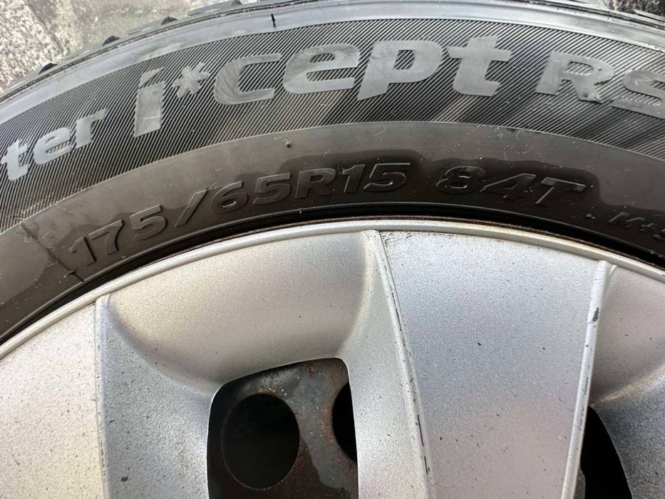 Диски з резиною 4*100 175/65/R15