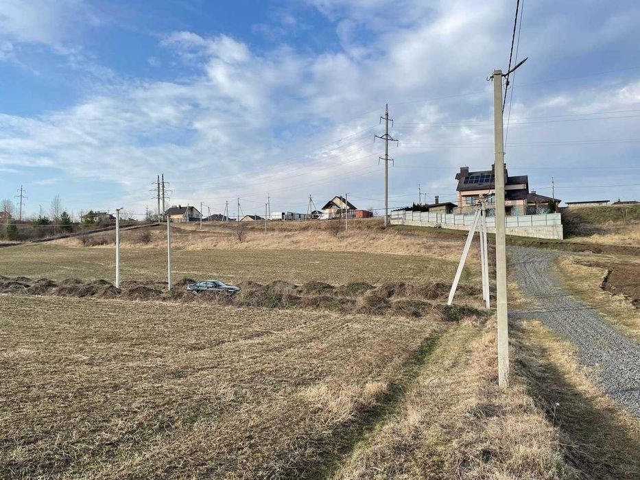 Продаж земельної ділянки в Ружичному