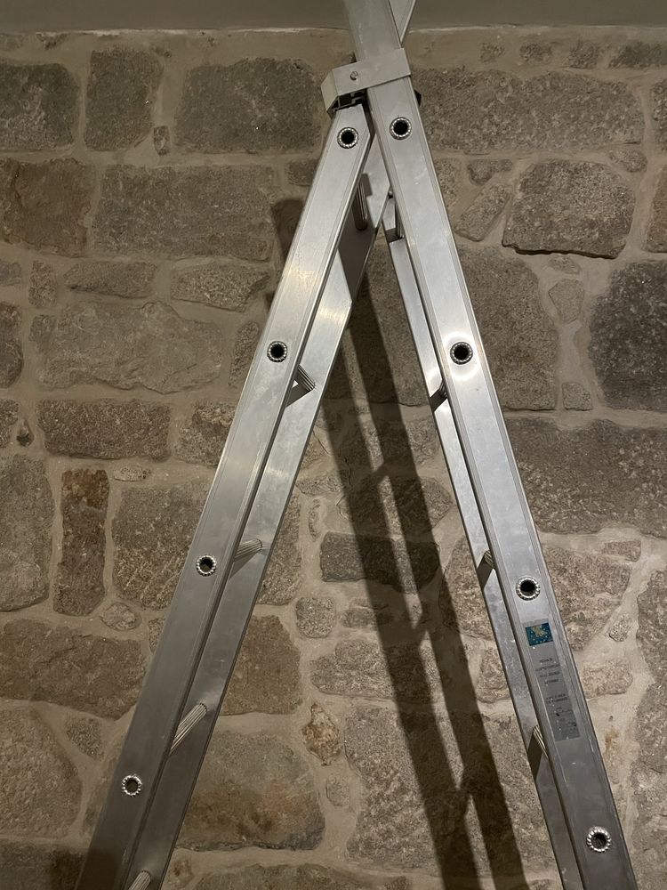 Escada de aluminio multiposições 4,84metros