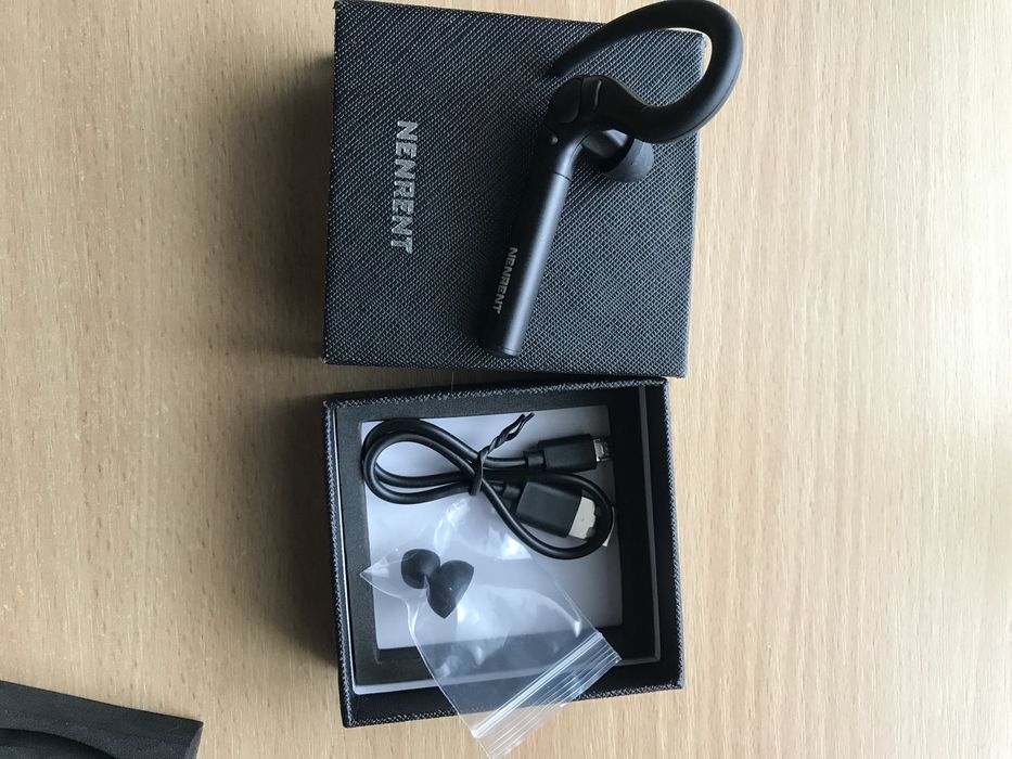 Продам гарнитуру Bluetooth